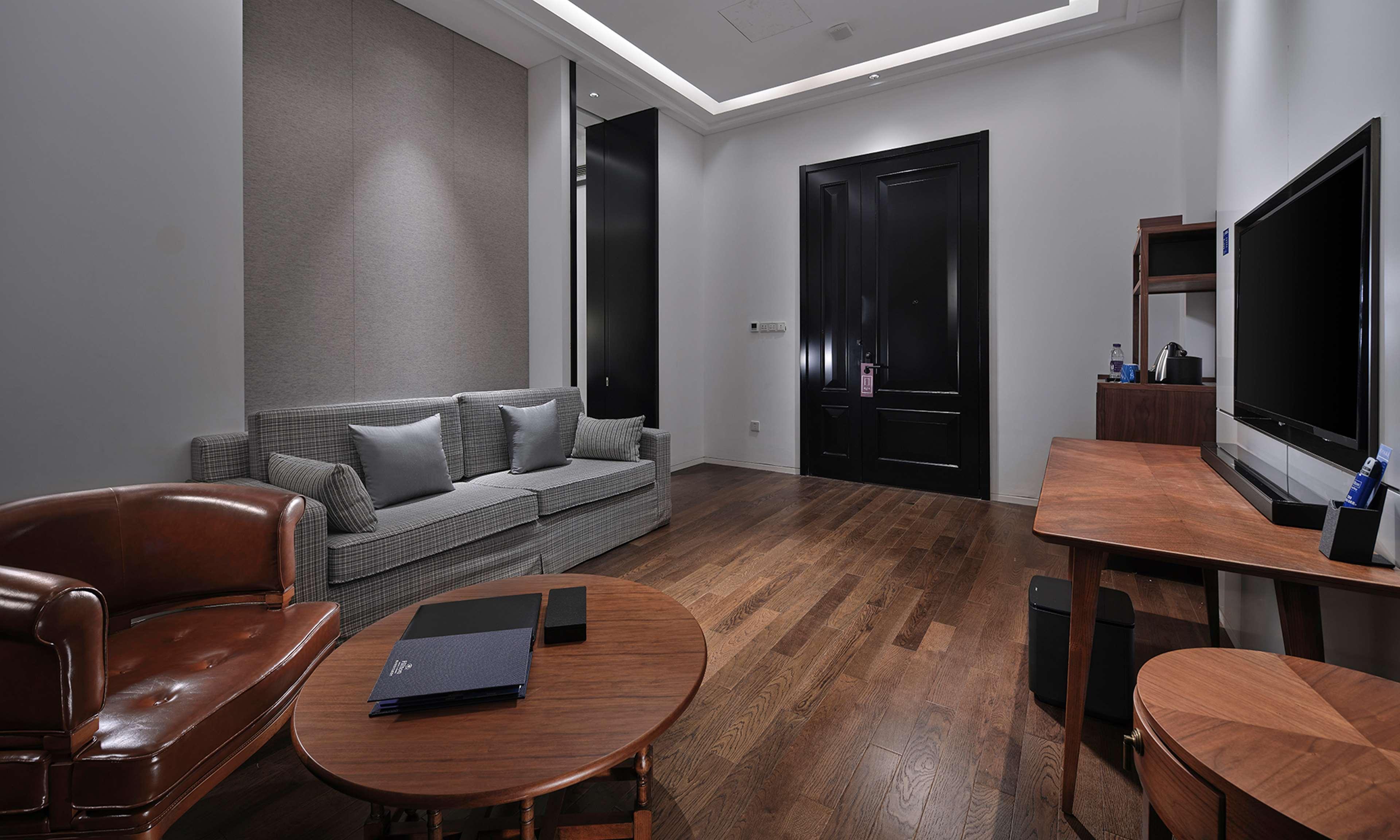 Hilton Beijing Daxing Hotel Exterior photo