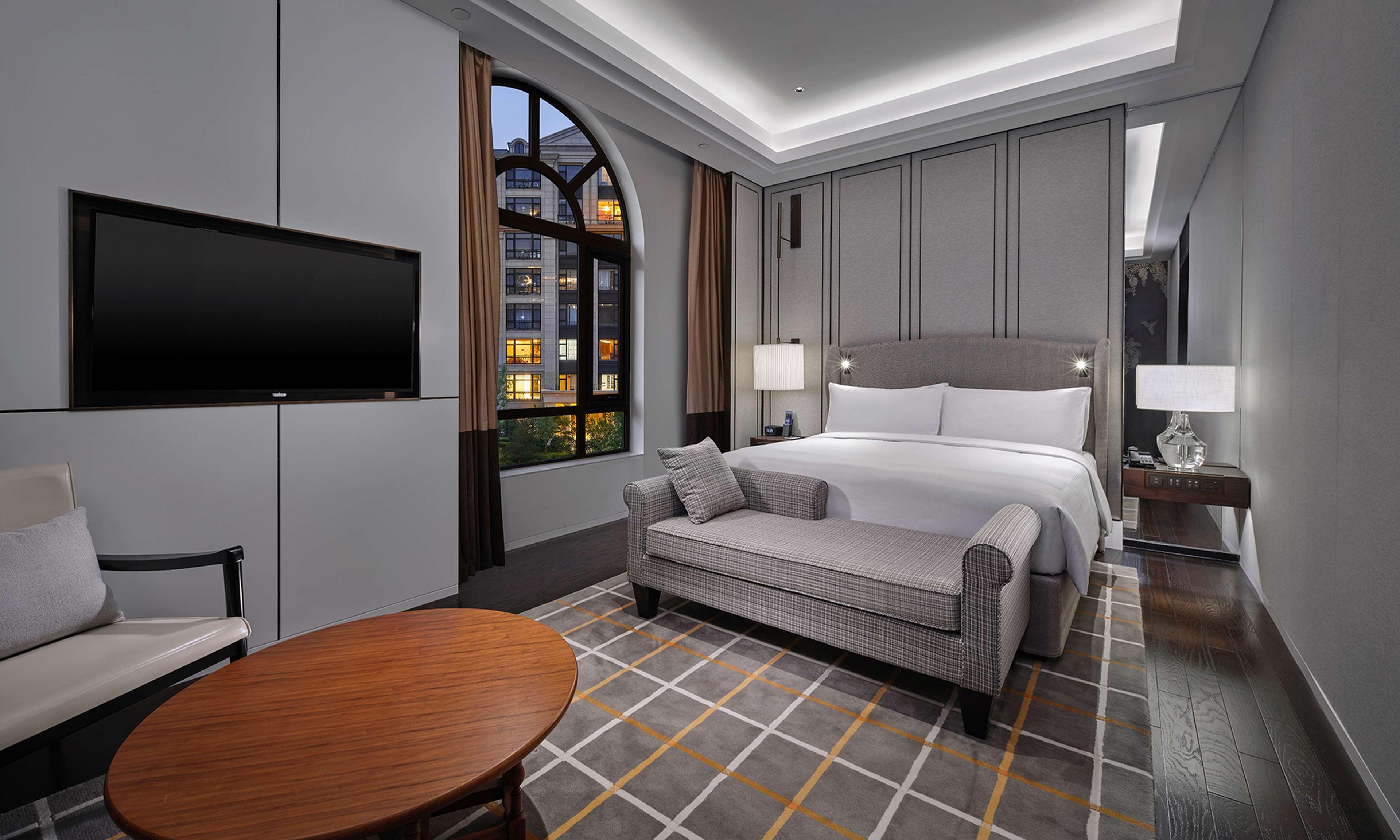 Hilton Beijing Daxing Hotel Exterior photo